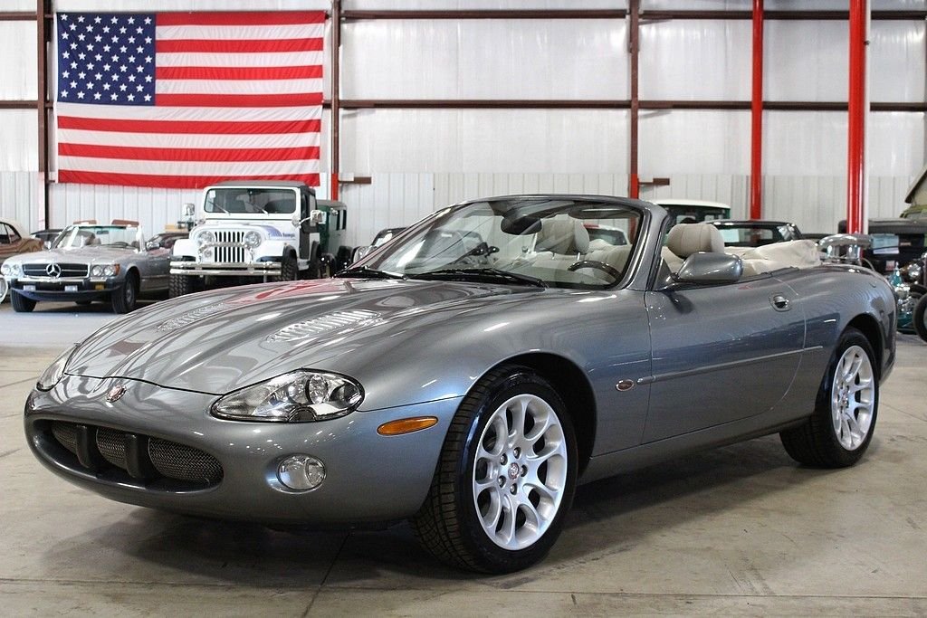 2002 jaguar xkr