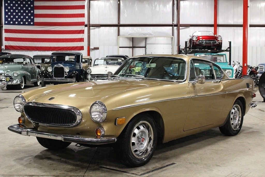 1972 volvo p1800