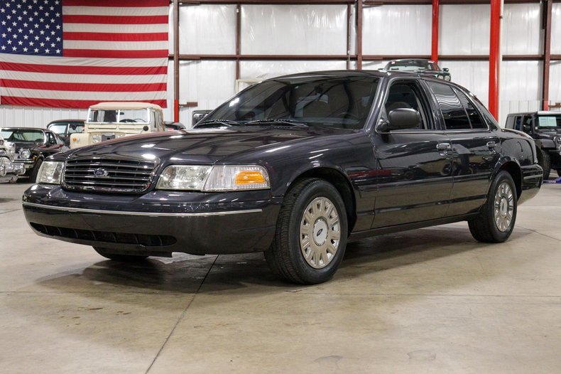 2004 ford crown victoria