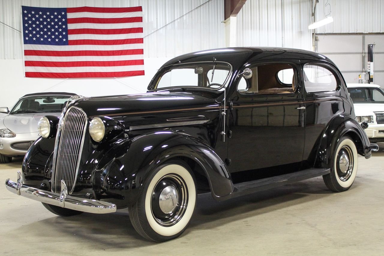 1937 plymouth p4