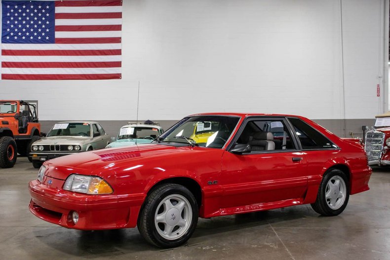 1992 ford mustang gt