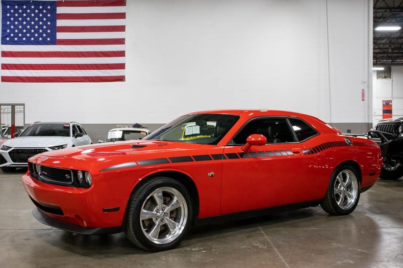 2009 dodge challenger r t