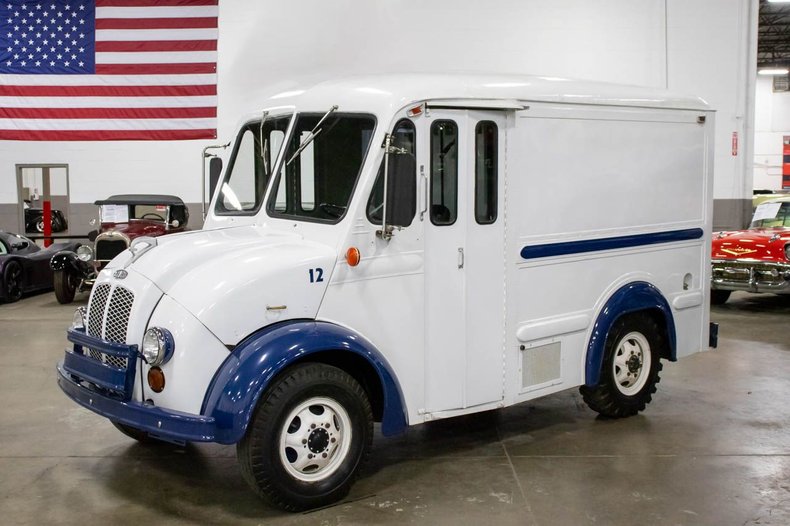 1965 divco milk truck