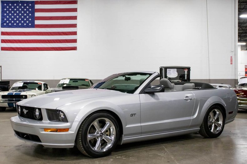 2006 ford mustang gt