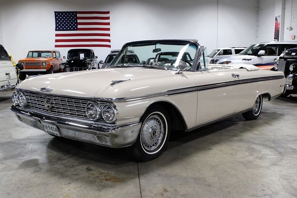 1962 ford galaxie sunliner