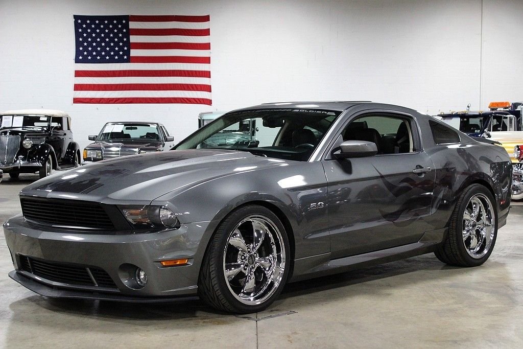 2011 ford mustang gt