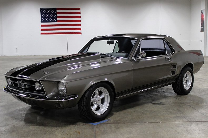 1967 ford mustang