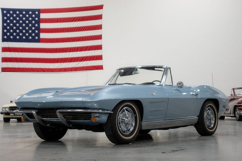 1963 chevrolet corvette stingray