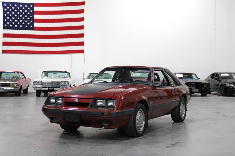 1985 ford mustang gt