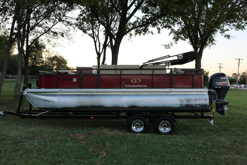 Veranda Vehicle