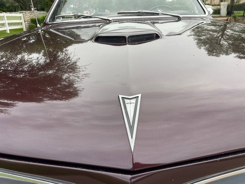 Pontiac Vehicle