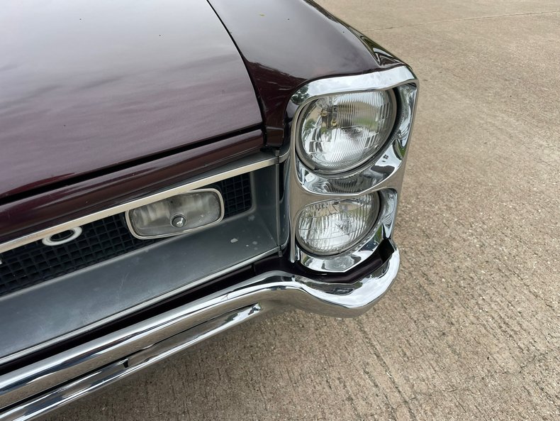 Pontiac Vehicle