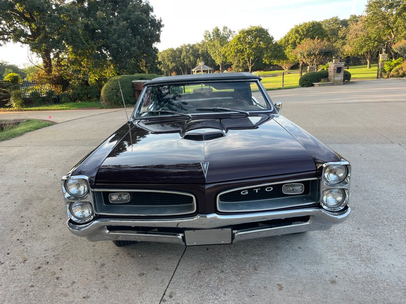 Pontiac Vehicle