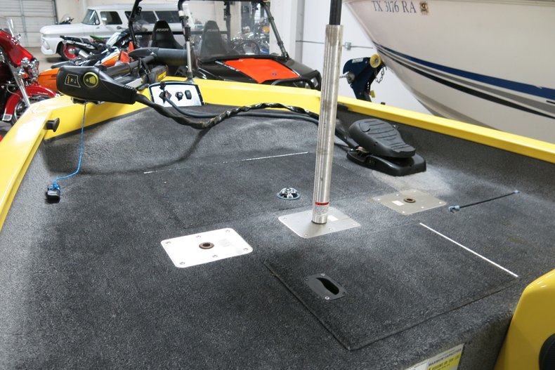 Aluma Weld Vehicle