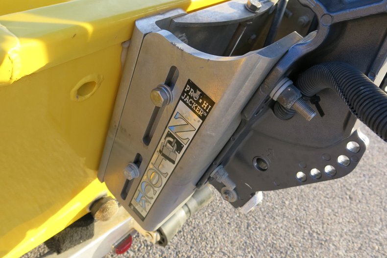 Aluma Weld Vehicle