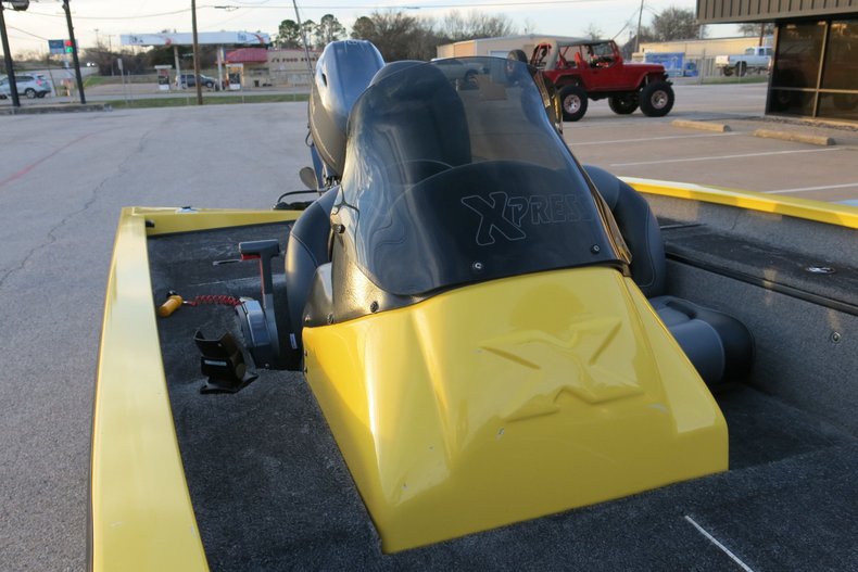 Aluma Weld Vehicle