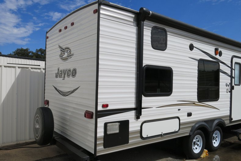Jayco SLH Vehicle