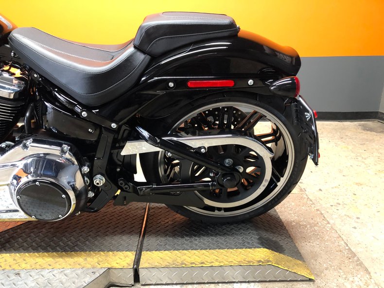 HAR024414  | 2019 Harley-Davidson Softail Breakout  -FXBR | American Motorcycle Trading Company - Used Harley Davidson Motorcycles