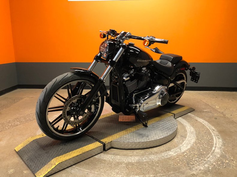 HAR024414  | 2019 Harley-Davidson Softail Breakout  -FXBR | American Motorcycle Trading Company - Used Harley Davidson Motorcycles