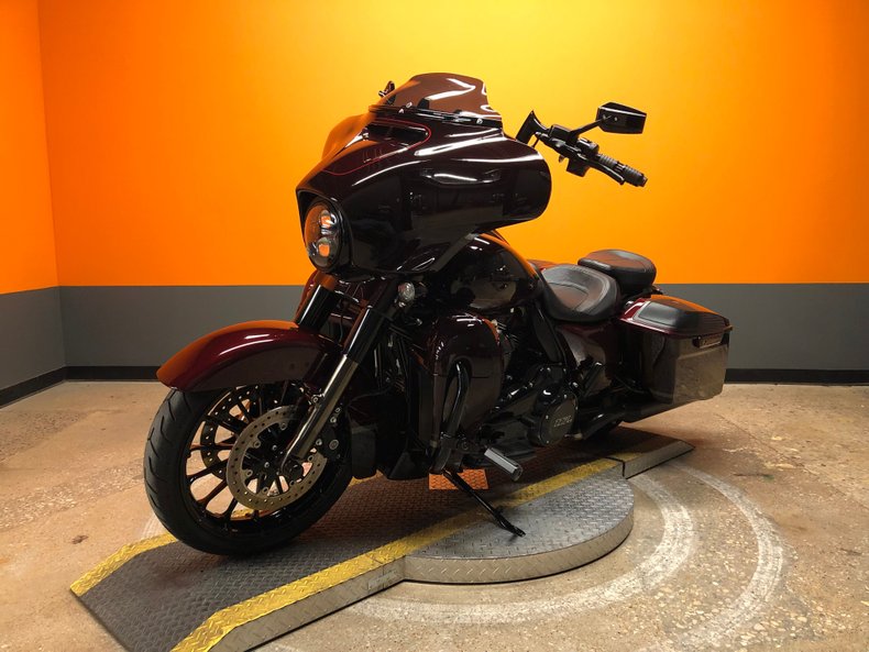 2019 Harley-Davidson FLHXSE | American Motorcycle Trading Company