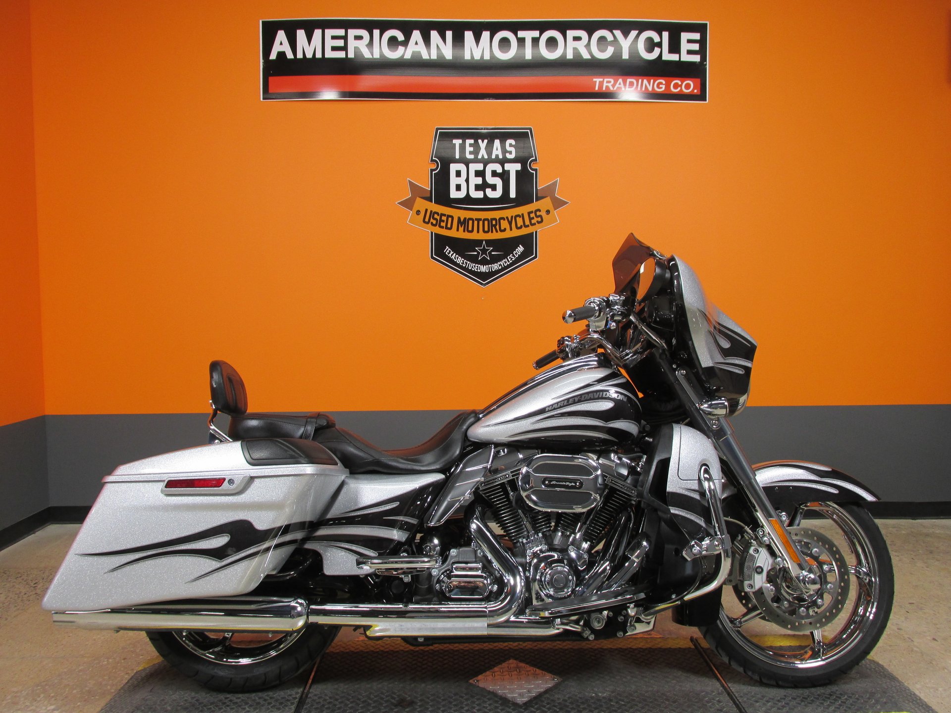 2015 Harley-Davidson CVO Street Glide | American Motorcycle Trading Company  - Used Harley Davidson Motorcycles