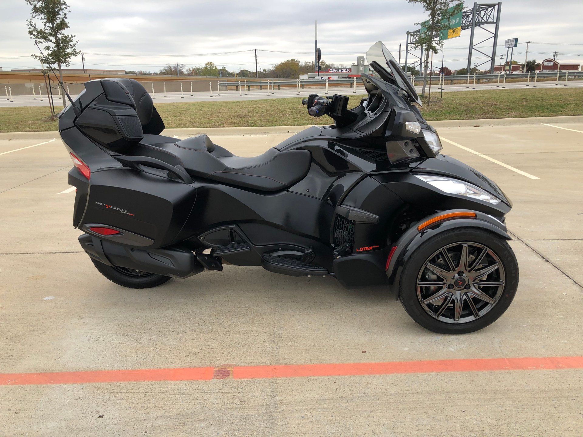 2016 Can Am Spyder | American Motorcycle Trading Company - Used Harley Davidson Motorcycles