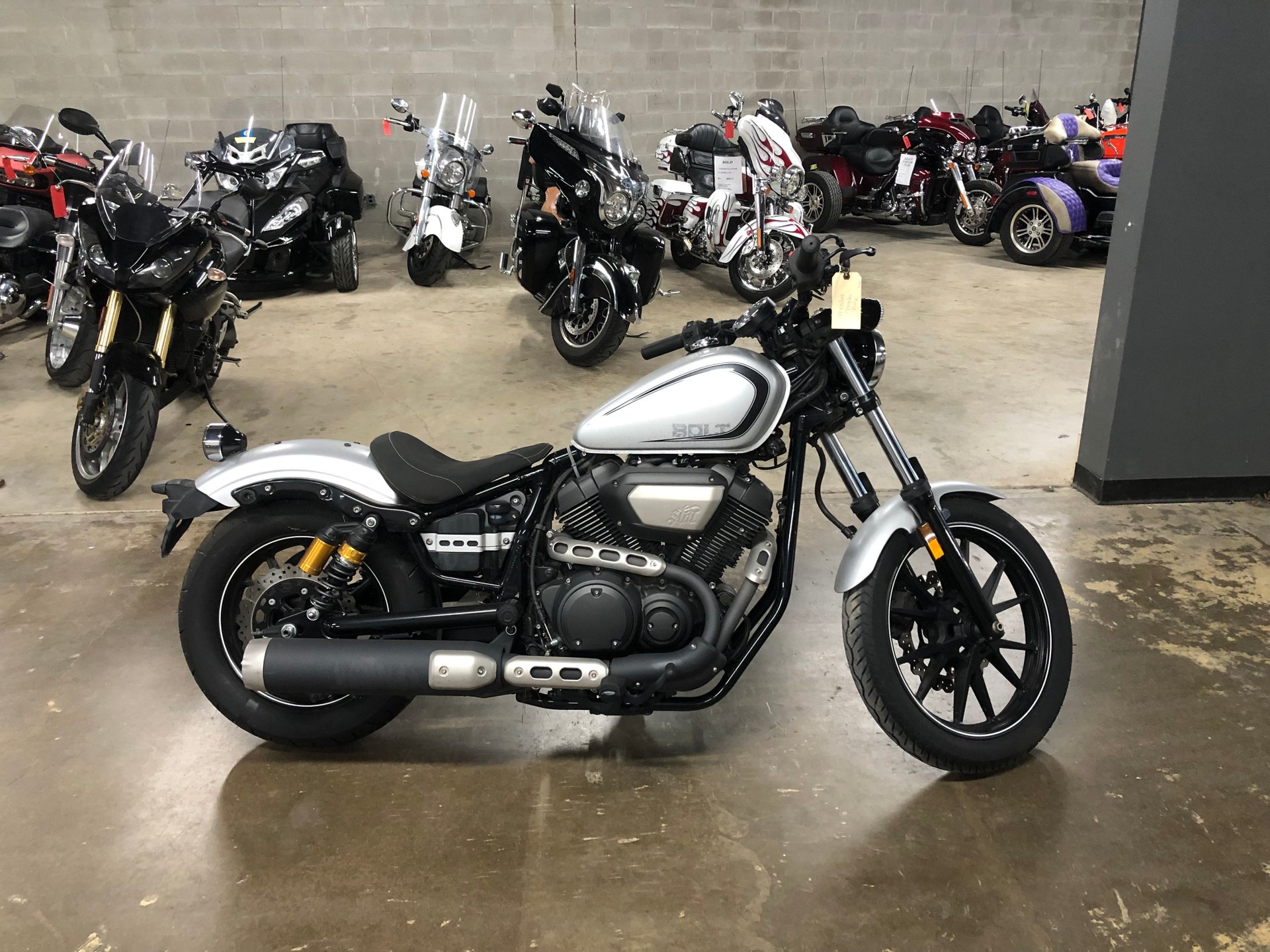 2015 yamaha star bolt r spec