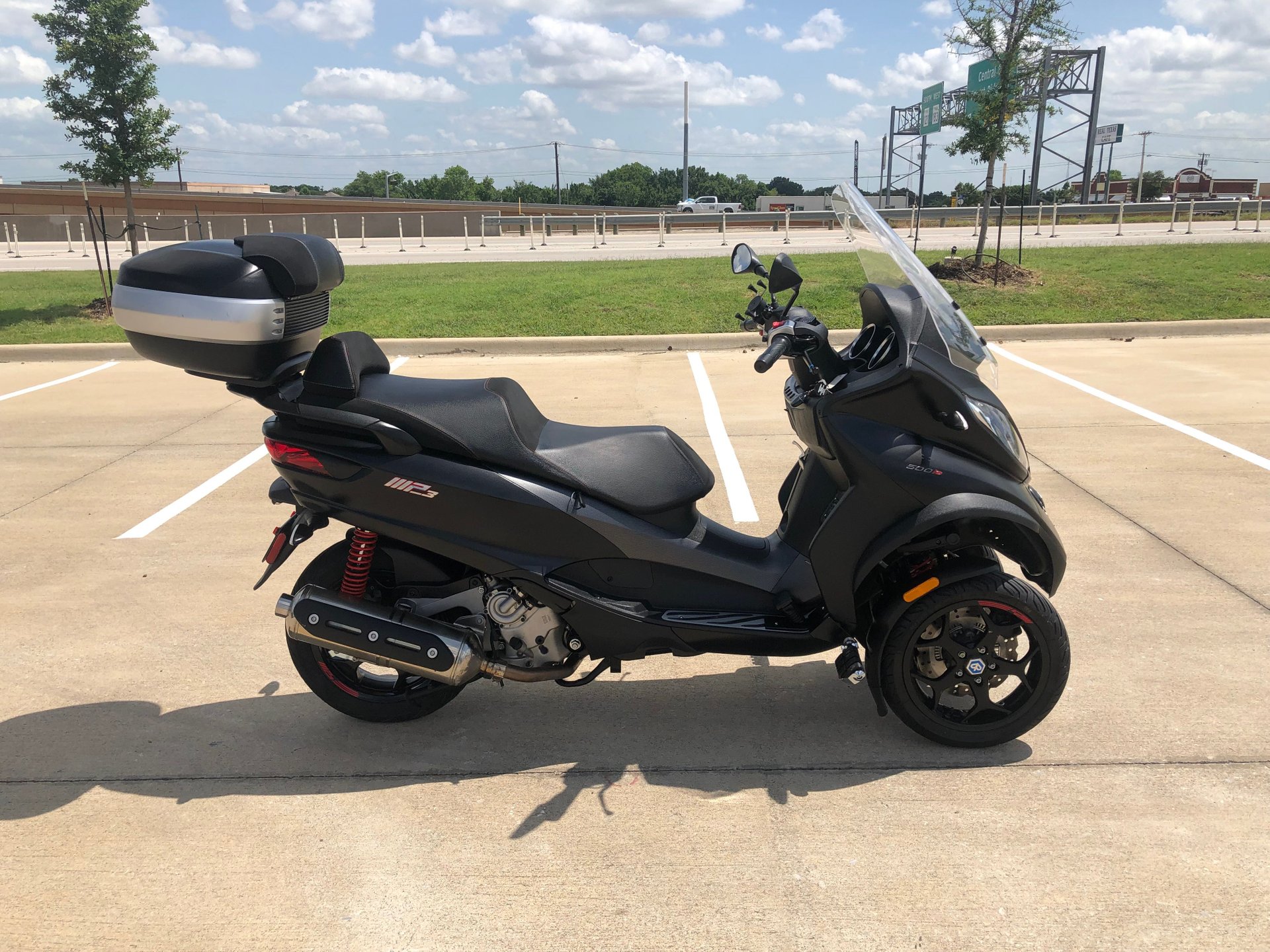 2019 PIAGGIO MP3 SPORT 500 | American Motorcycle Trading Company - Used  Harley Davidson Motorcycles