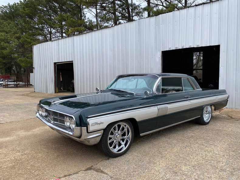 1962 Oldsmobile Starfire