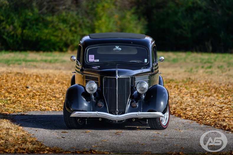 1936 Ford Deluxe 13