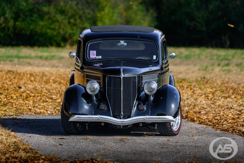 1936 Ford Deluxe 7