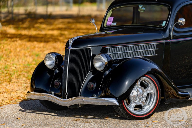 1936 Ford Deluxe 17
