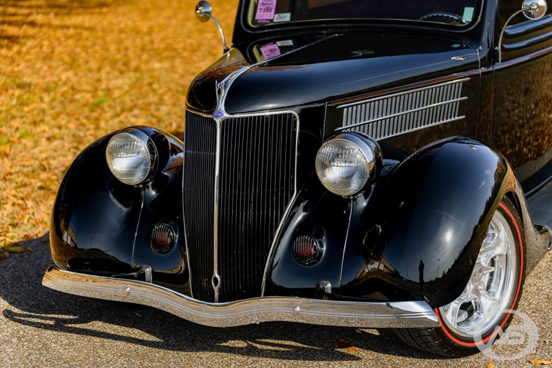 1936 Ford Deluxe 19