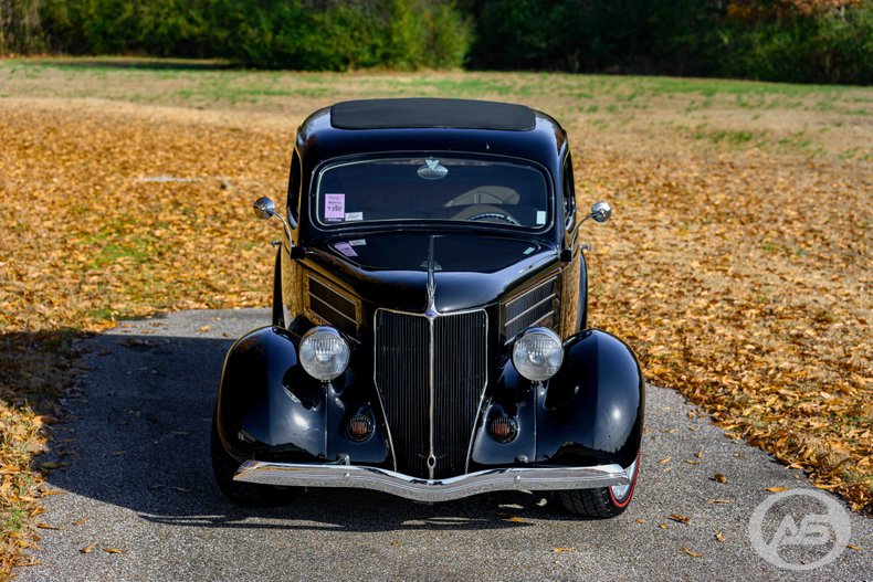 1936 Ford Deluxe 45