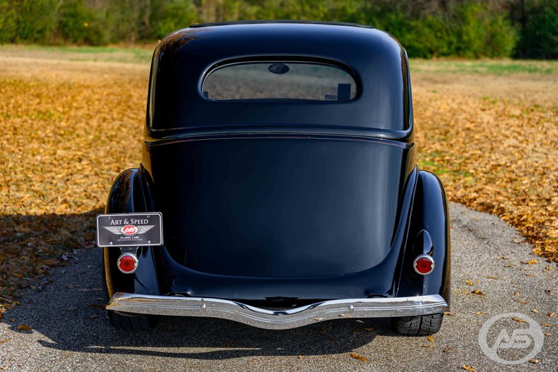 1936 Ford Deluxe 66