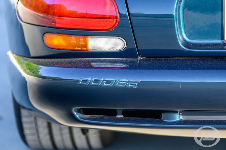 1994 Dodge Viper 42