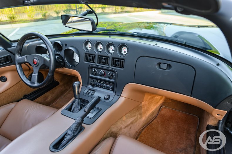 1994 Dodge Viper 72