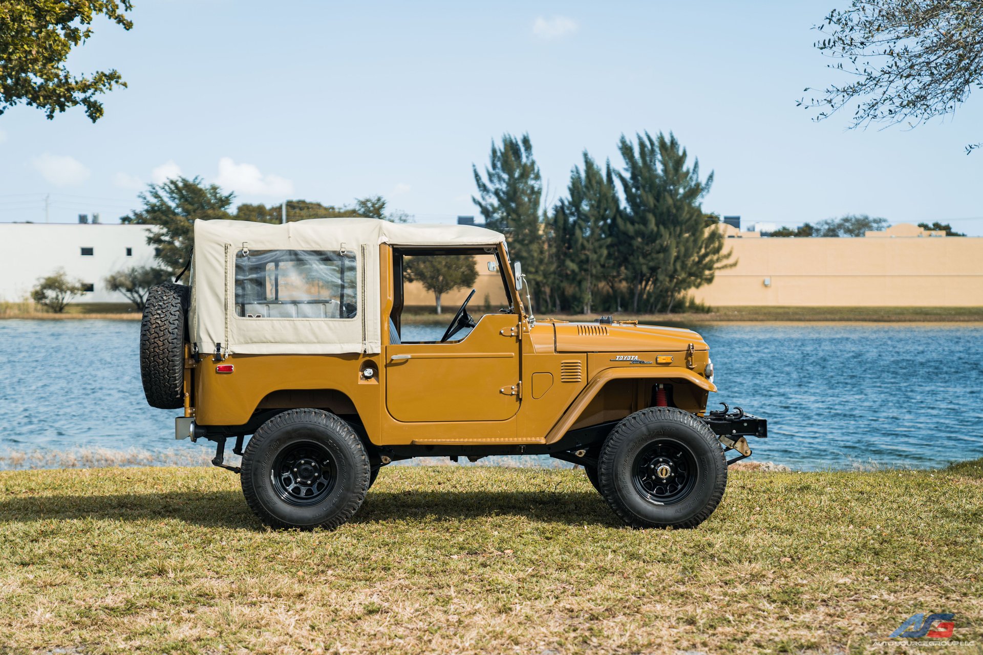 よっしー 1972 Toyota FJ40 | Auto Source Group