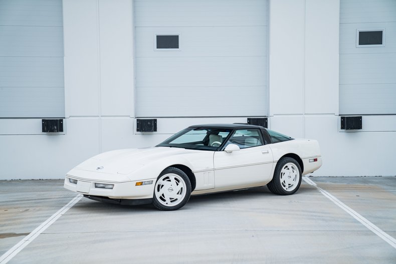 For Sale: 1988 Chevrolet Corvette