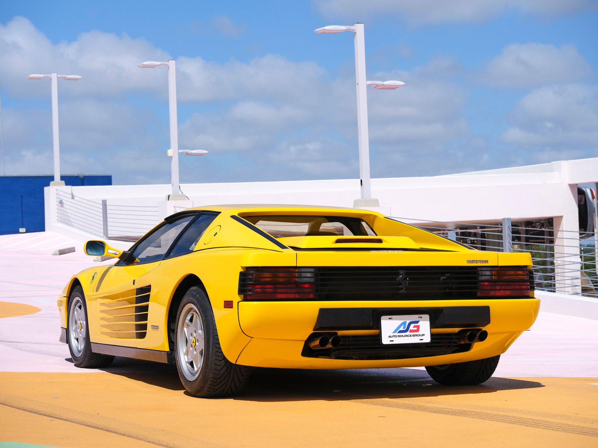 1991 Ferrari Testarossa | Auto Source Group