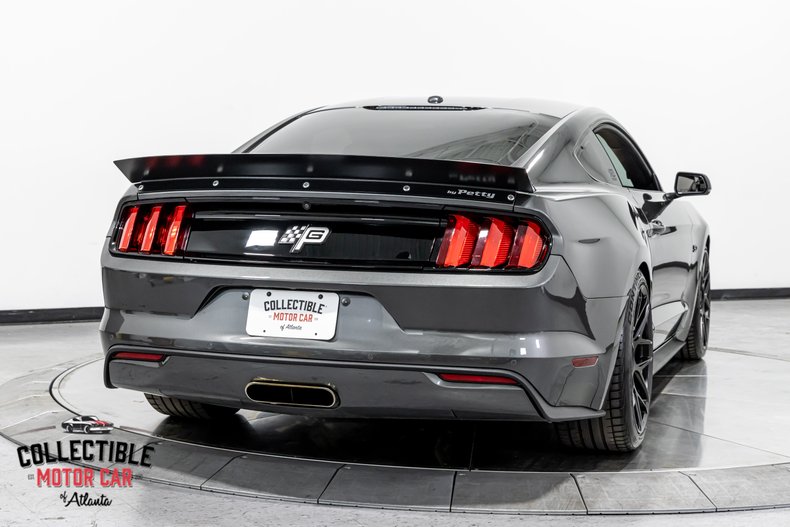 2016 Ford Mustang 16