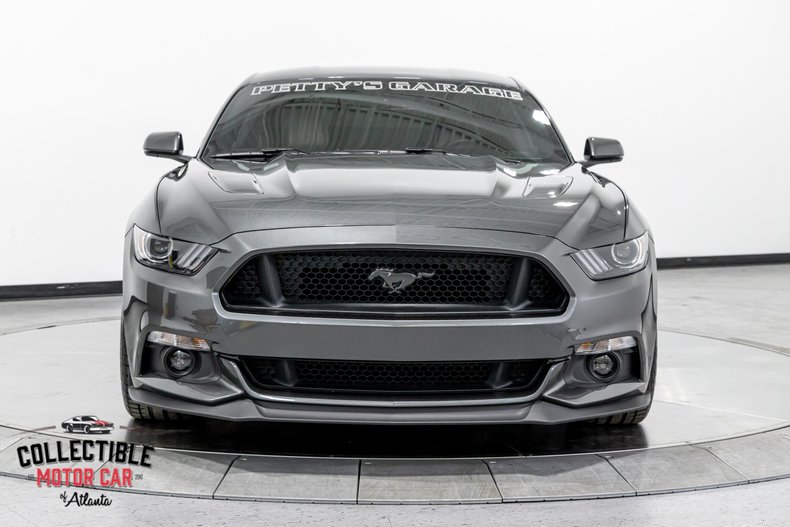 2016 Ford Mustang 24