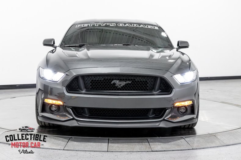 2016 Ford Mustang 27