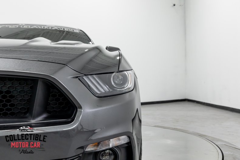 2016 Ford Mustang 40