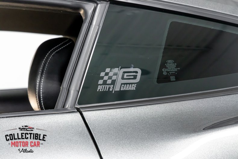 2016 Ford Mustang 55