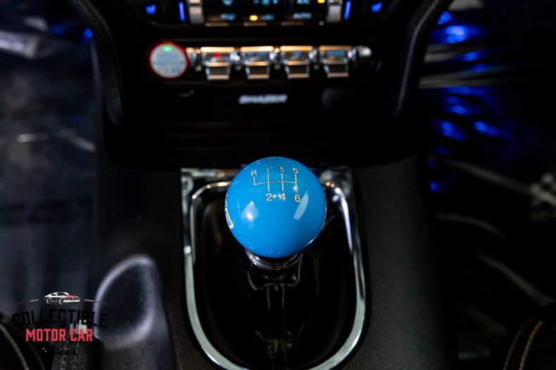 2016 Ford Mustang 98
