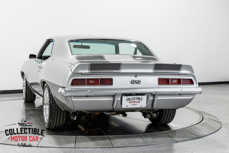 1969 Chevrolet Camaro SS 14