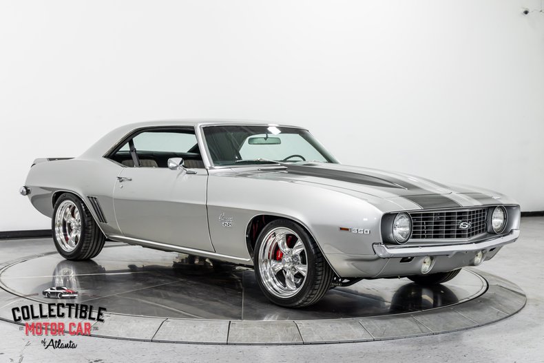 1969 Chevrolet Camaro SS 22