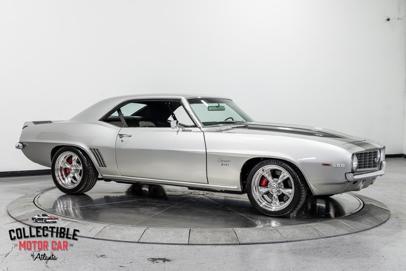 1969 Chevrolet Camaro SS 21