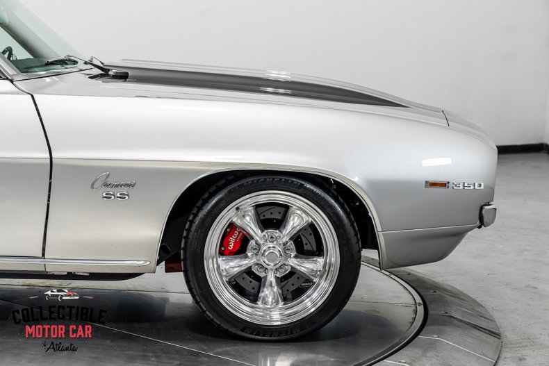 1969 Chevrolet Camaro SS 38